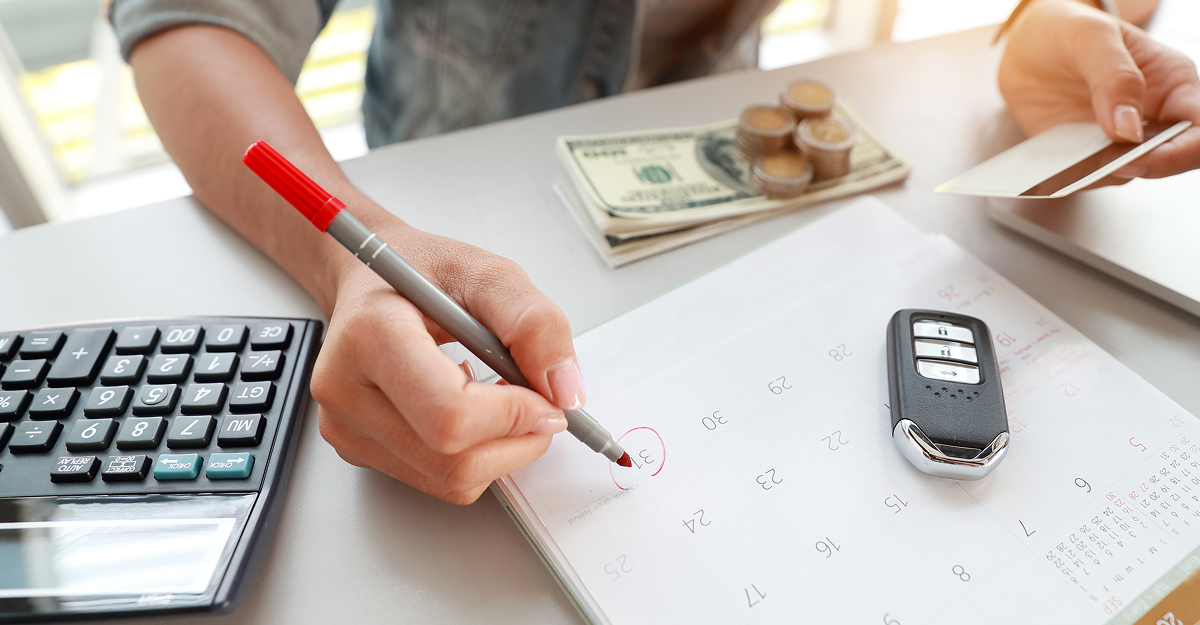 Buyer planning the steps of a used vehicle purchase in Quebec